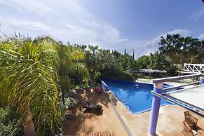 Eretria Palm Garden Villa