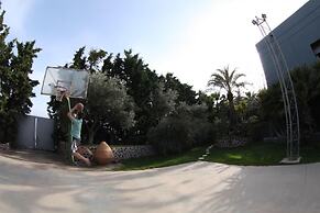 Eretria Palm Garden Villa