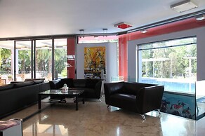 Eretria Palm Garden Villa