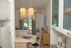 Fili s Cozy Place in Malaki