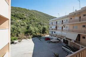 Fili s Cozy Place in Malaki