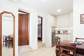 Karnagio Seafront in Agria