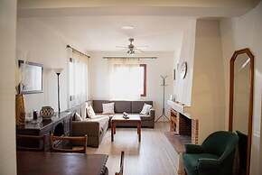 Karnagio Seafront in Agria