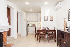 Karnagio Seafront in Agria