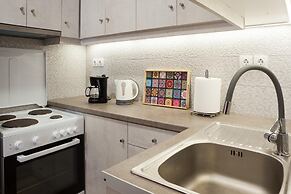 Karnagio Seafront in Agria