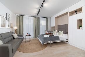 Deluxe Studio 4 Guests by Renters