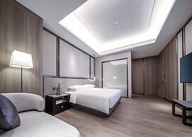 Crowne Plaza Hangzhou Linping by IHG