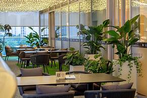 Crowne Plaza Hangzhou Linping by IHG