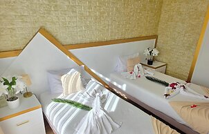 Far Life Hotel