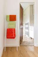 Spacious 3-bed House With car Park Near Heathrow