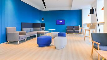 Holiday Inn Express Shanghai Pudong Airport by IHG