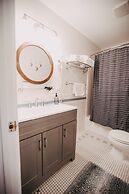 Goldsmith's Riverfront Inn