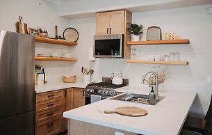 Goldsmith's Riverfront Inn