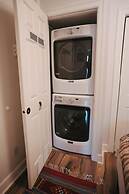 Goldsmith's Riverfront Inn