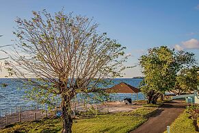 Sunrise at Point Village