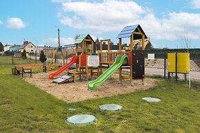 Osada Cetniewo by Renters