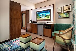 The Villas At The Disneyland Hotel