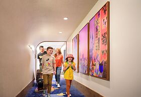 The Villas At The Disneyland Hotel