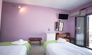 Petania Hotel & Apartments