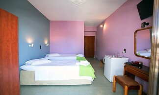 Petania Hotel & Apartments