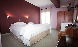 Petania Hotel & Apartments