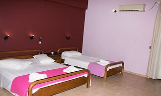 Petania Hotel & Apartments