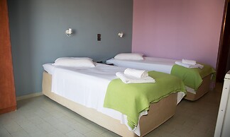 Petania Hotel & Apartments