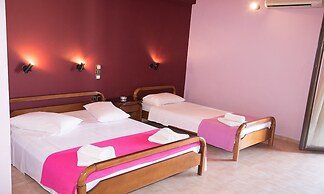 Petania Hotel & Apartments