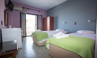 Petania Hotel & Apartments