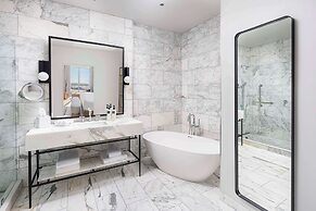 Signia By Hilton Atlanta Georgia World Congress Center