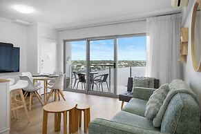 Broadwater and Saltwater on the Peninsula.