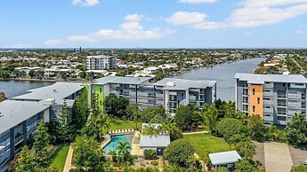 Broadwater and Saltwater on the Peninsula.