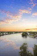 Broadwater and Saltwater on the Peninsula.