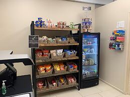 Kellogg West Conference Center and Hotel