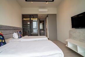 EXPRESSIONZ KLCC BY MANA-MANA