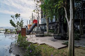 EXPRESSIONZ KLCC BY MANA-MANA