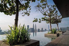 EXPRESSIONZ KLCC BY MANA-MANA