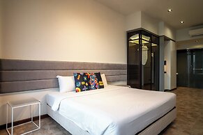 EXPRESSIONZ KLCC BY MANA-MANA