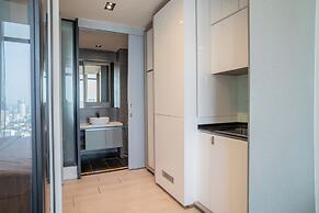 EXPRESSIONZ KLCC BY MANA-MANA