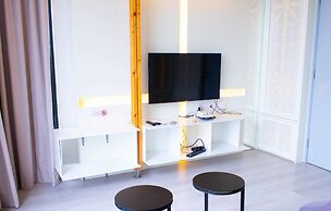 EXPRESSIONZ KLCC BY MANA-MANA