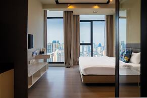 EXPRESSIONZ KLCC BY MANA-MANA