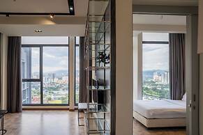 EXPRESSIONZ KLCC BY MANA-MANA