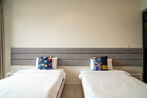 EXPRESSIONZ KLCC BY MANA-MANA