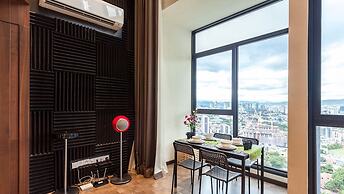 EXPRESSIONZ KLCC BY MANA-MANA