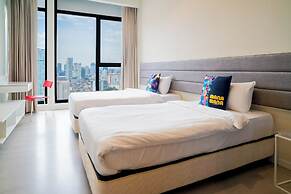 EXPRESSIONZ KLCC BY MANA-MANA