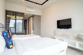 EXPRESSIONZ KLCC BY MANA-MANA