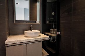 EXPRESSIONZ KLCC BY MANA-MANA