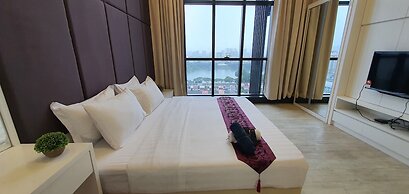 MCity Infinity pool KLCC