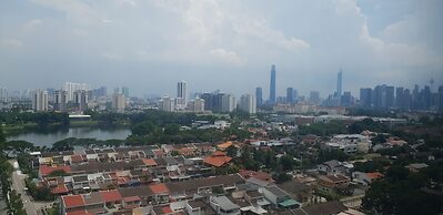 MCity Infinity pool KLCC