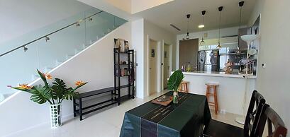 MCity Infinity pool KLCC